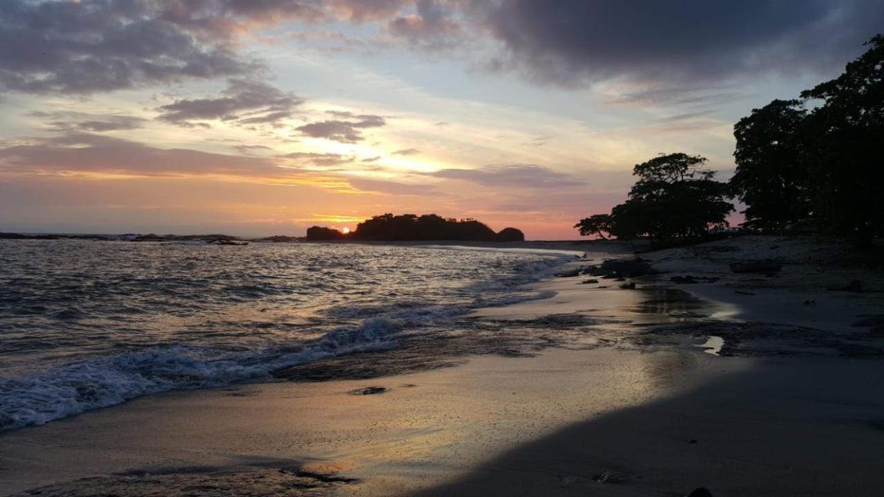 Cocobolo Beach Boutique Hotel San Juanillo ภายนอก รูปภาพ